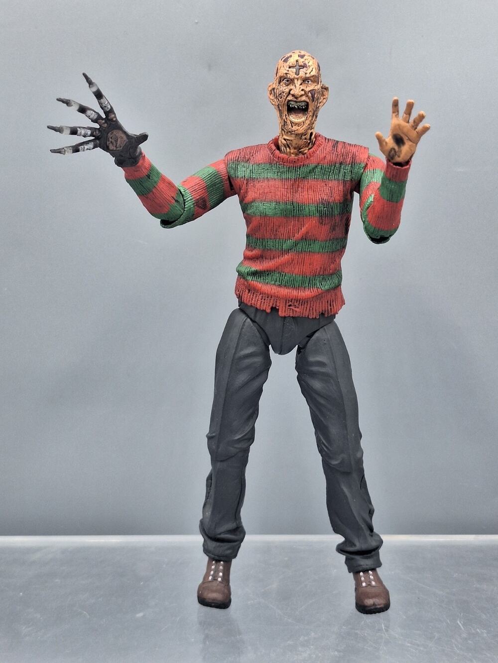 NECA~A Nightmare On Elm Street 2~Freddy's Revenge~KRUEGER Figure~Series 1~2011